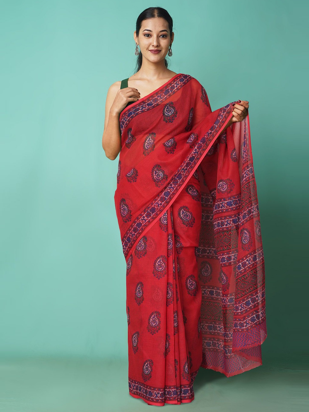 

Unnati Silks Floral Net Handloom Kota Saree, Red