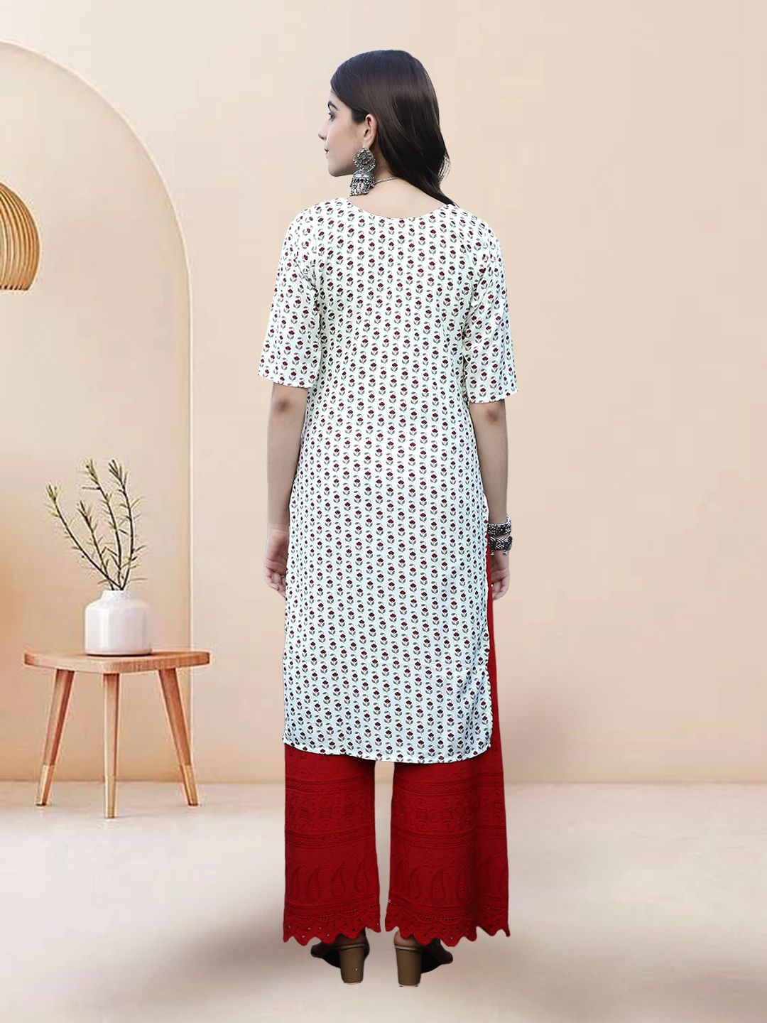 

7Threads Selection Of 3 Floral Printed Round Neck Straight Kurtas, White