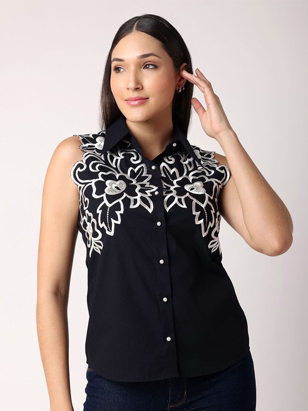 

BLANC9 Women Comfort Fit Spread Collar Floral Printed Cotton Casual Shirt, Black