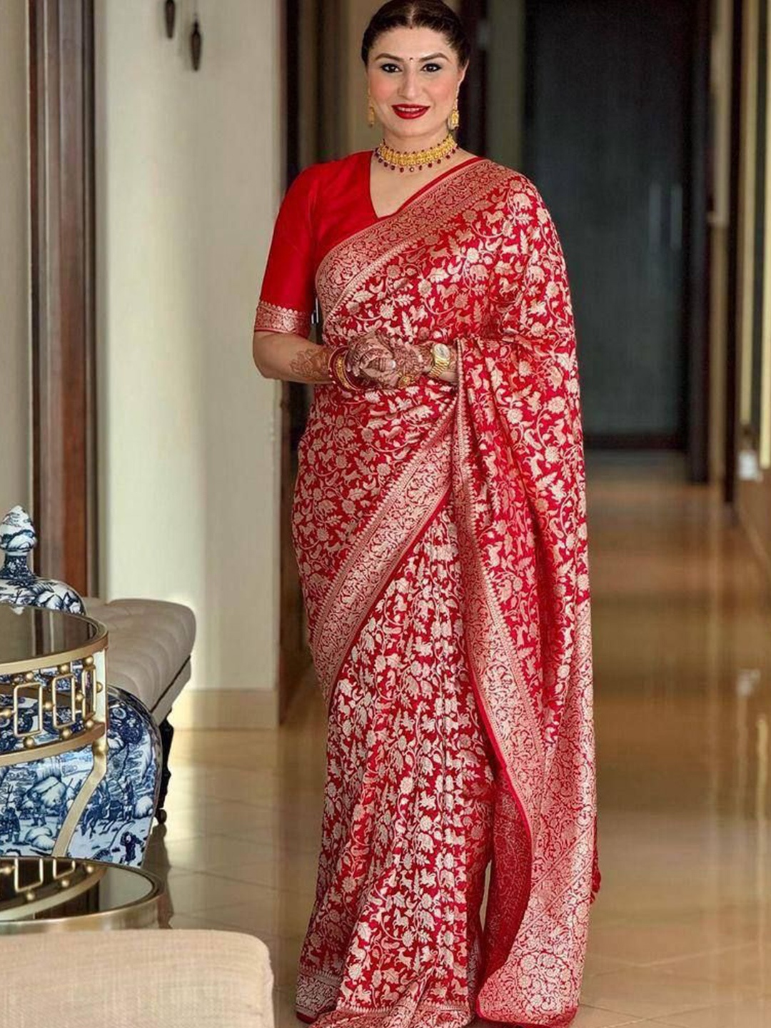 

Sitanjali Woven Design Zari Silk Blend Kanjeevaram Saree, Red