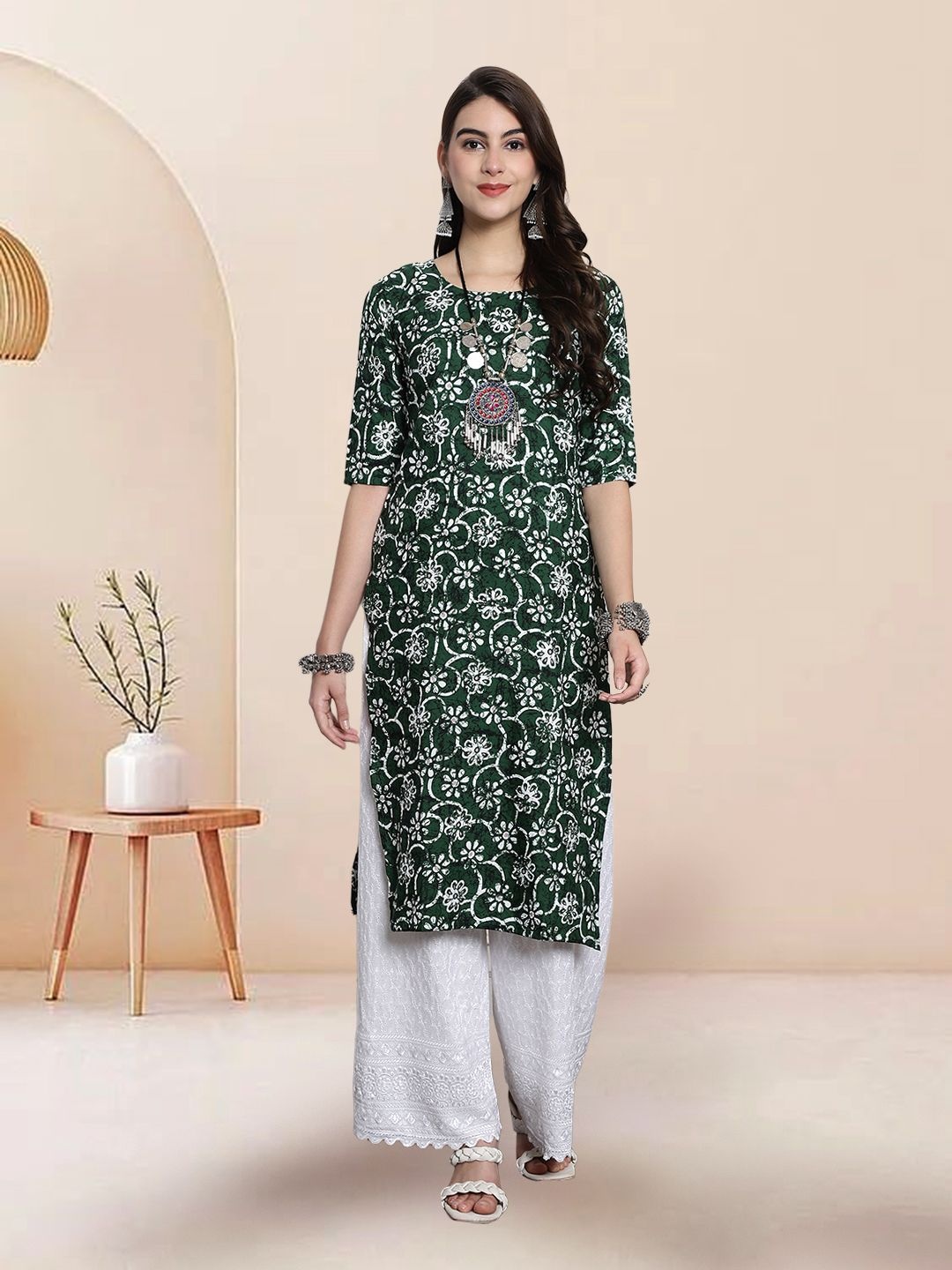 

7Threads Selection Of 3 Floral Printed Round Neck Straight Kurtas, Green