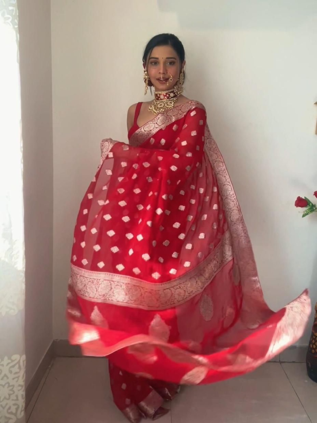 

HERE&NOW Ethnic Motifs Woven Design Ready To Wear Saree Zari Saree, Red