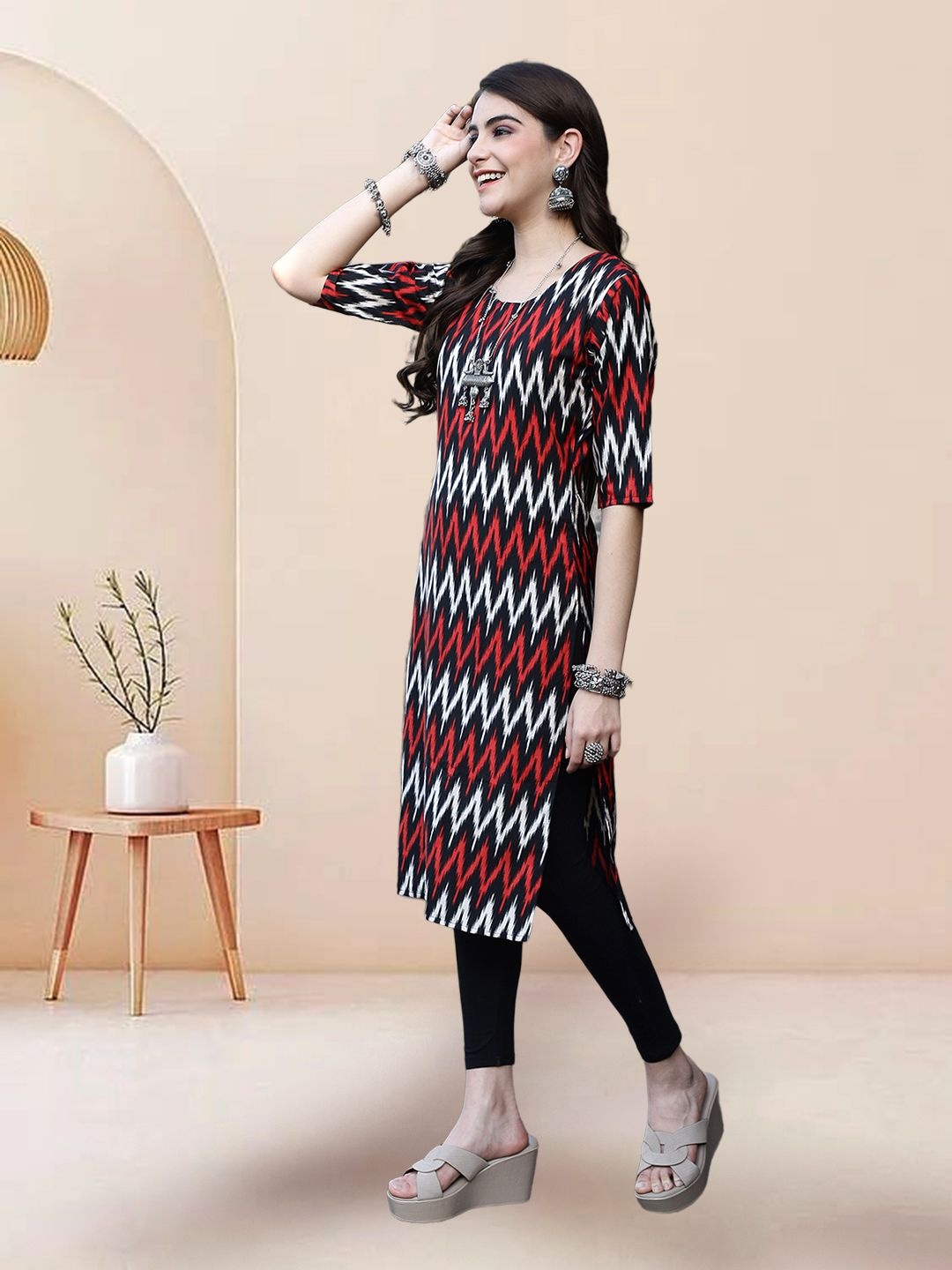 

7Threads Selection Of 3 Chevron Printed Round Neck Kurtas, Black