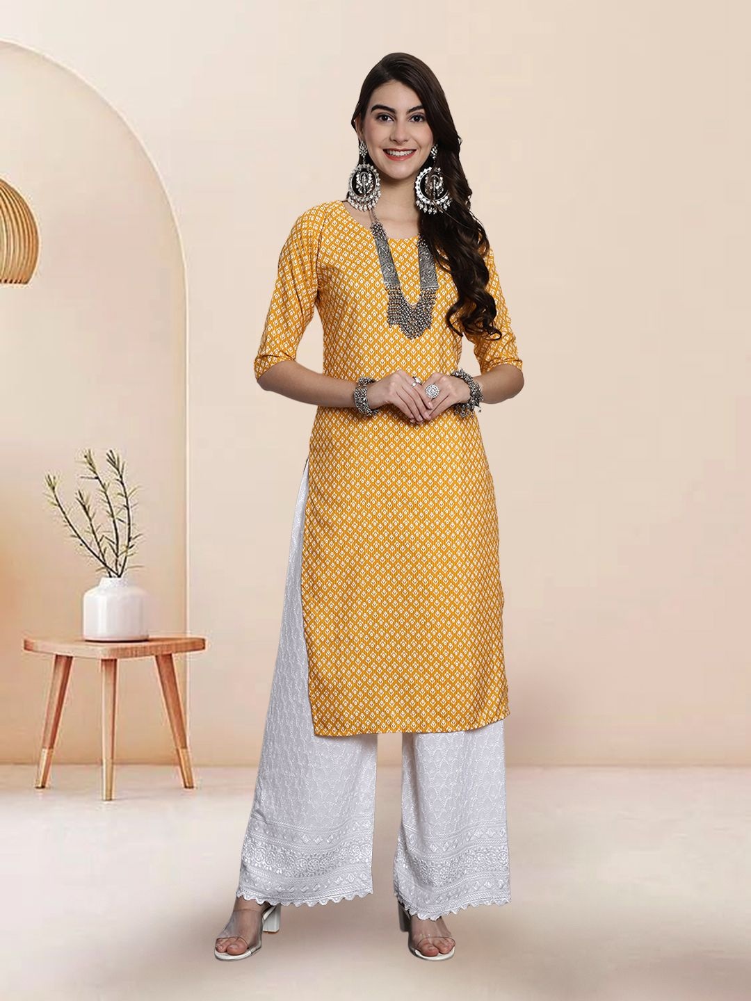 

7Threads Selection Of 2 Floral Printed Round Neck Straight Kurtas, Mustard