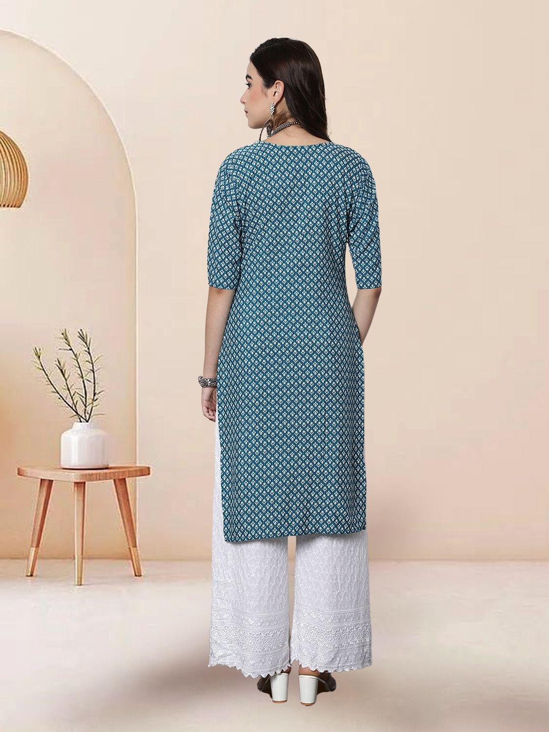 

7Threads Selection Of 4 Ethnic Motifs Printed Straight Round Neck Kurtas, Blue