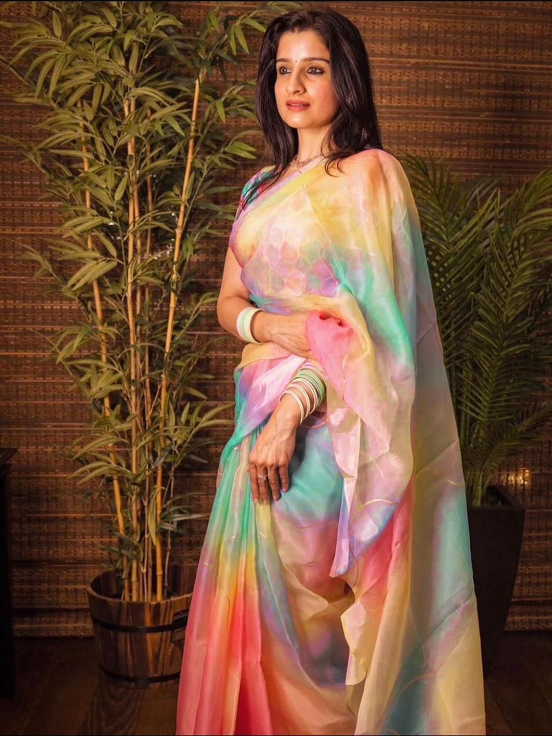 

Mitera Ombre Zari Art Silk Block Print Saree, Blue