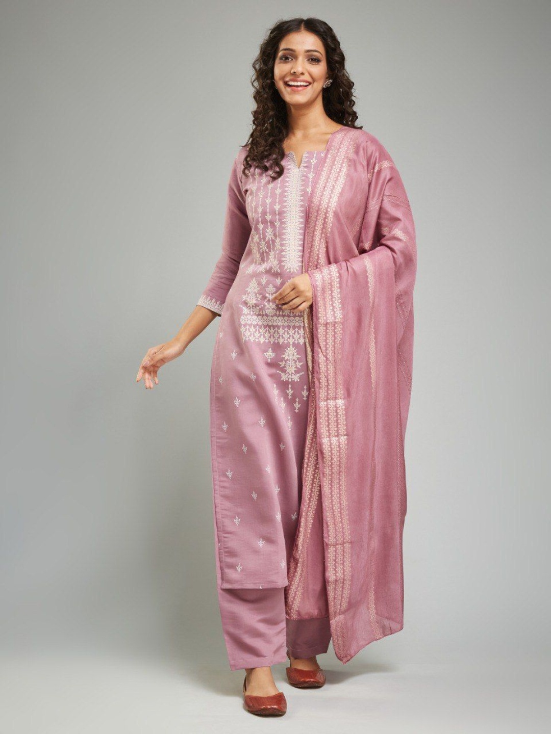 

A TO Z CART Ethnic Motifs Printed Notch Neck Straight Kurta With Trousers And Dupatta, Rose