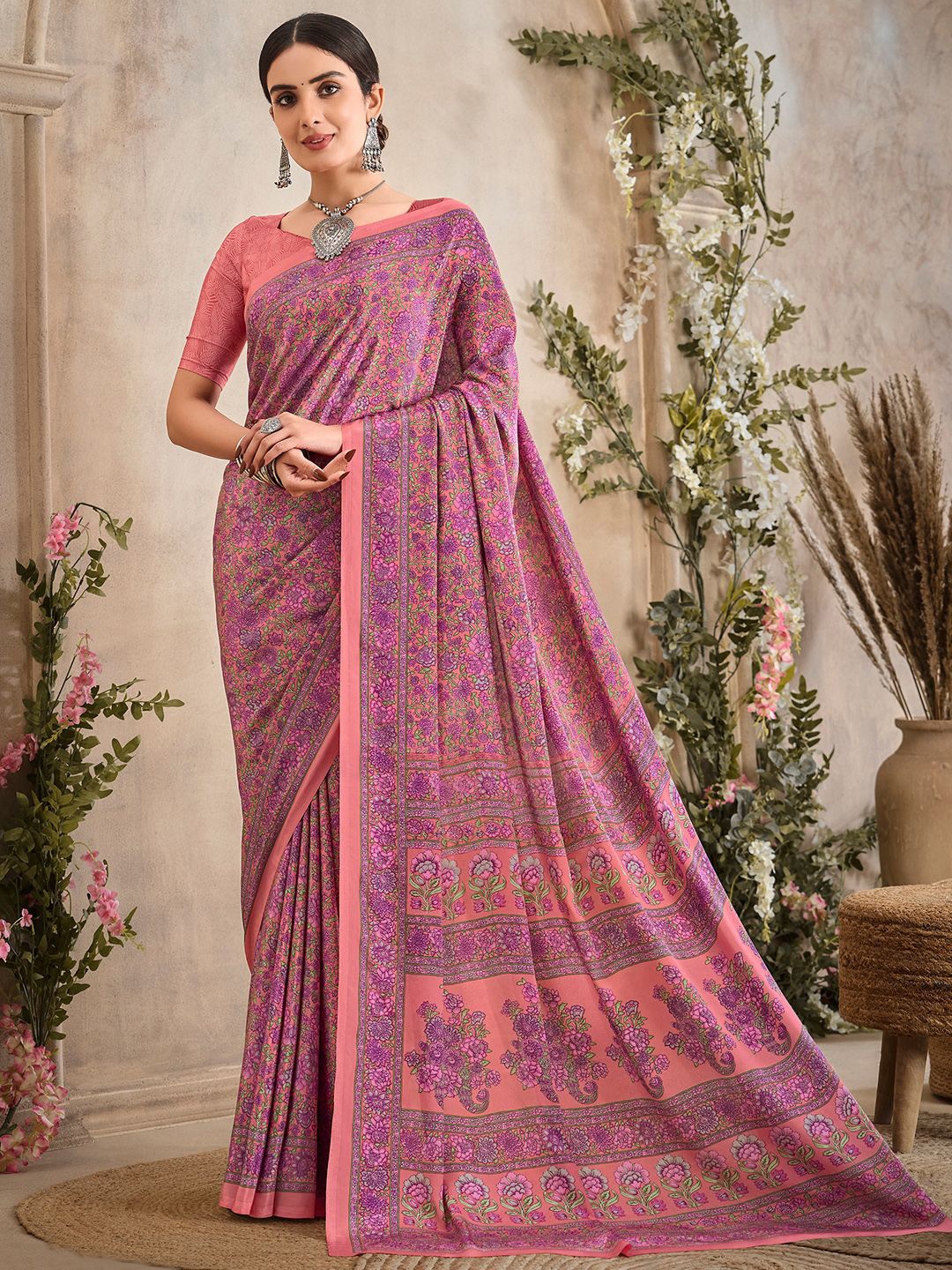 

Panzora Floral Poly Crepe Saree, Peach