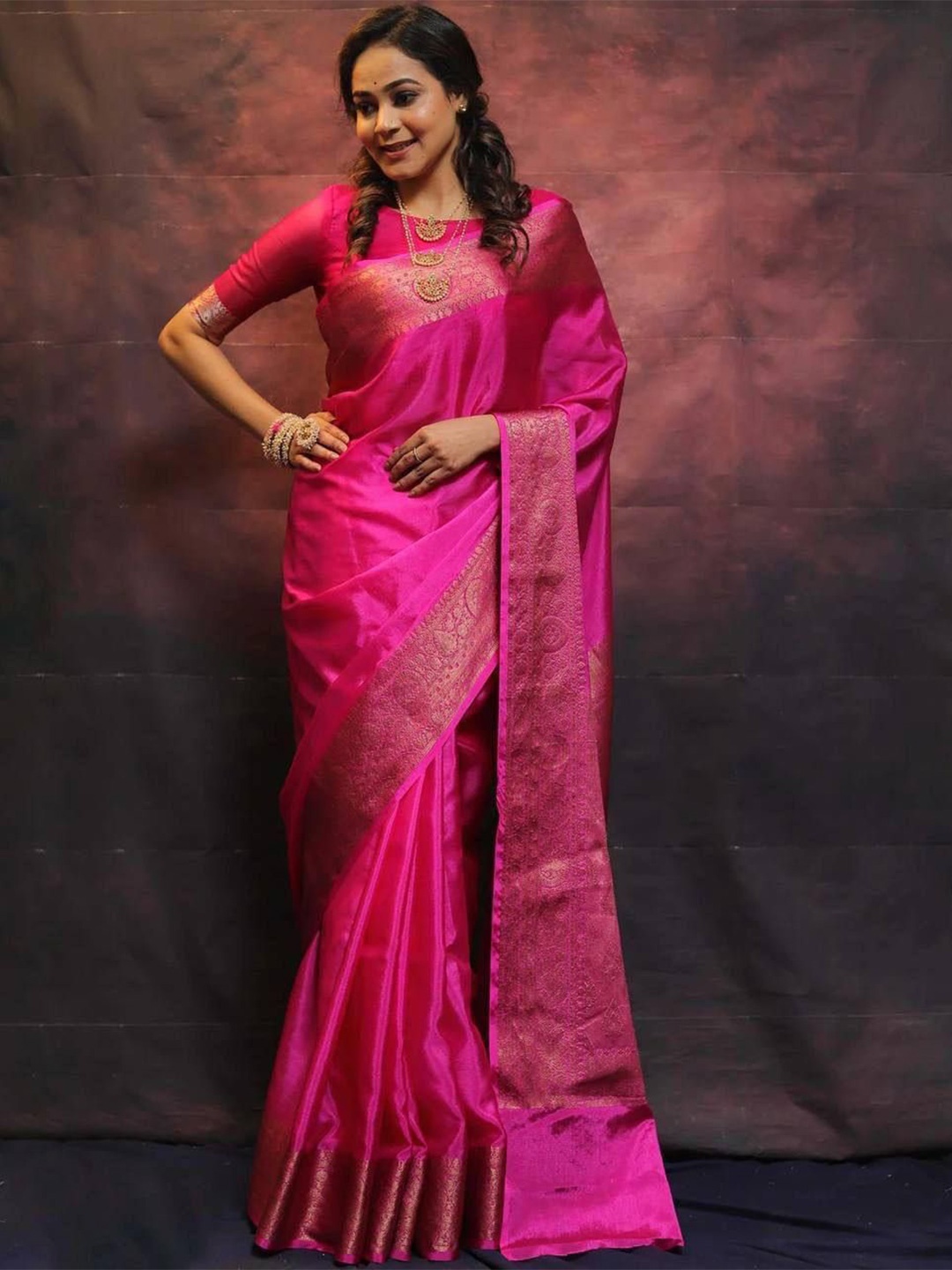 

Sanwariya Silk Woven Design Zari Silk Blend Kanjeevaram Saree, Pink