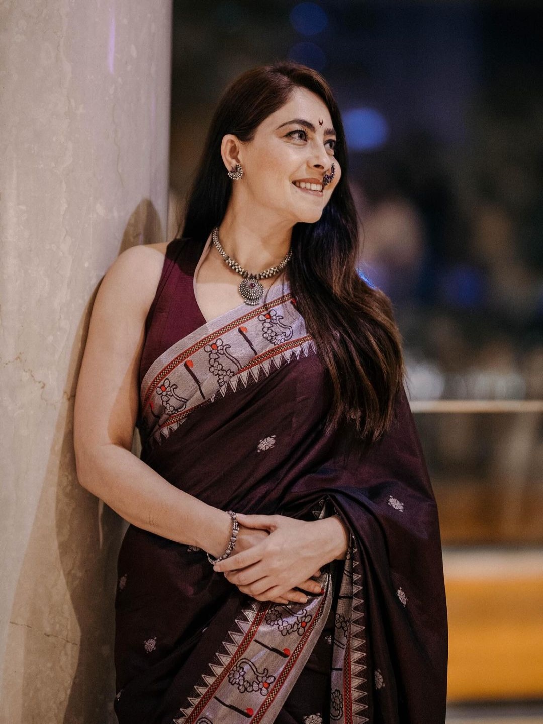 

bansari textiles Woven Design Zari Pure Silk Kanjeevaram Saree, Maroon