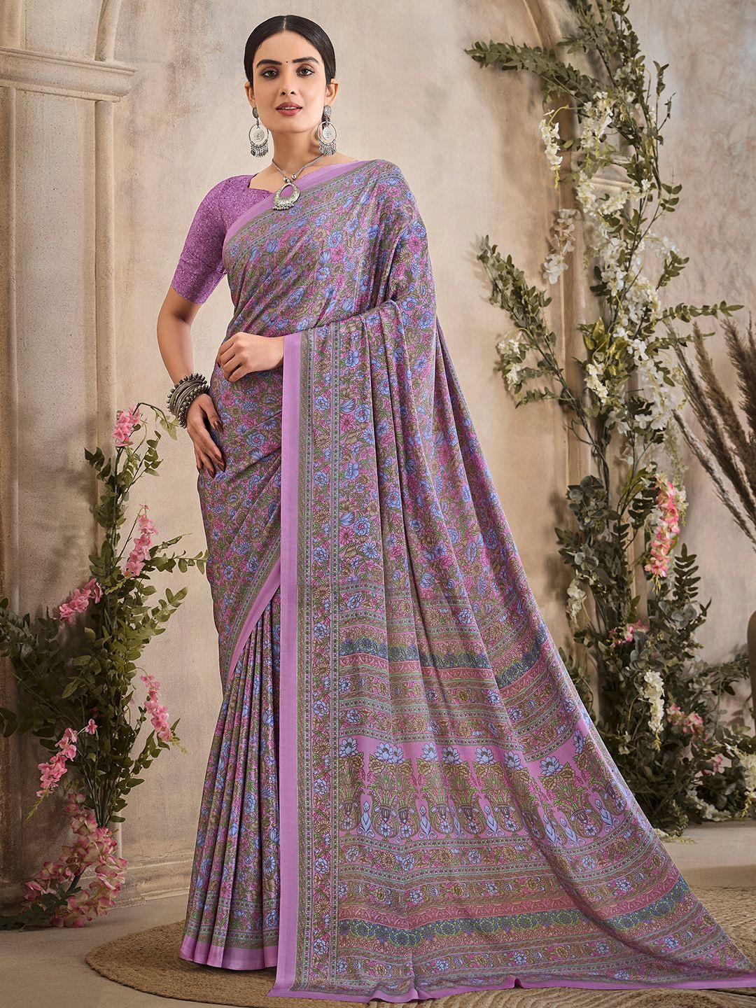 

Panzora Floral Poly Crepe Saree, Lavender