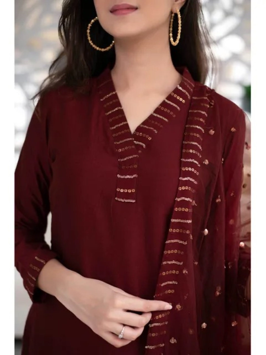 

mimi design V-Neck Sequinned Straight Kurta with Trousers & Dupatta, Maroon