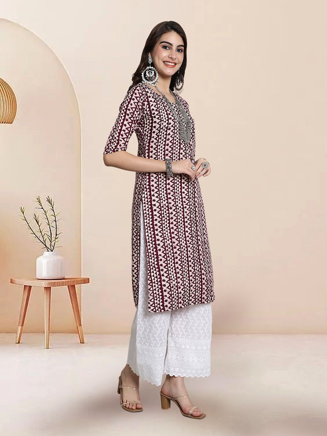 

7Threads Selection Of 2 Geometric Printed Round Neck Straight Kurtas, Maroon