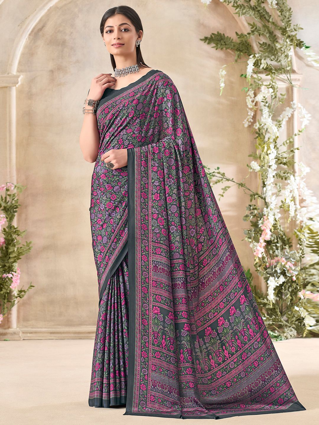 

Panzora Floral Poly Crepe Designer Saree, Grey