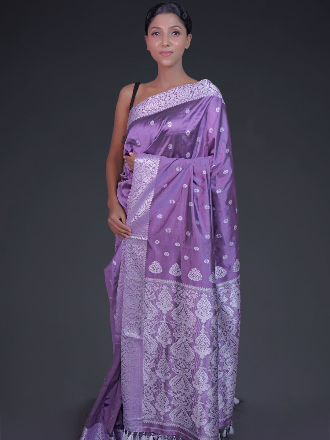 

Mayuri Silk Floral Zari Pure Silk Saree, Purple