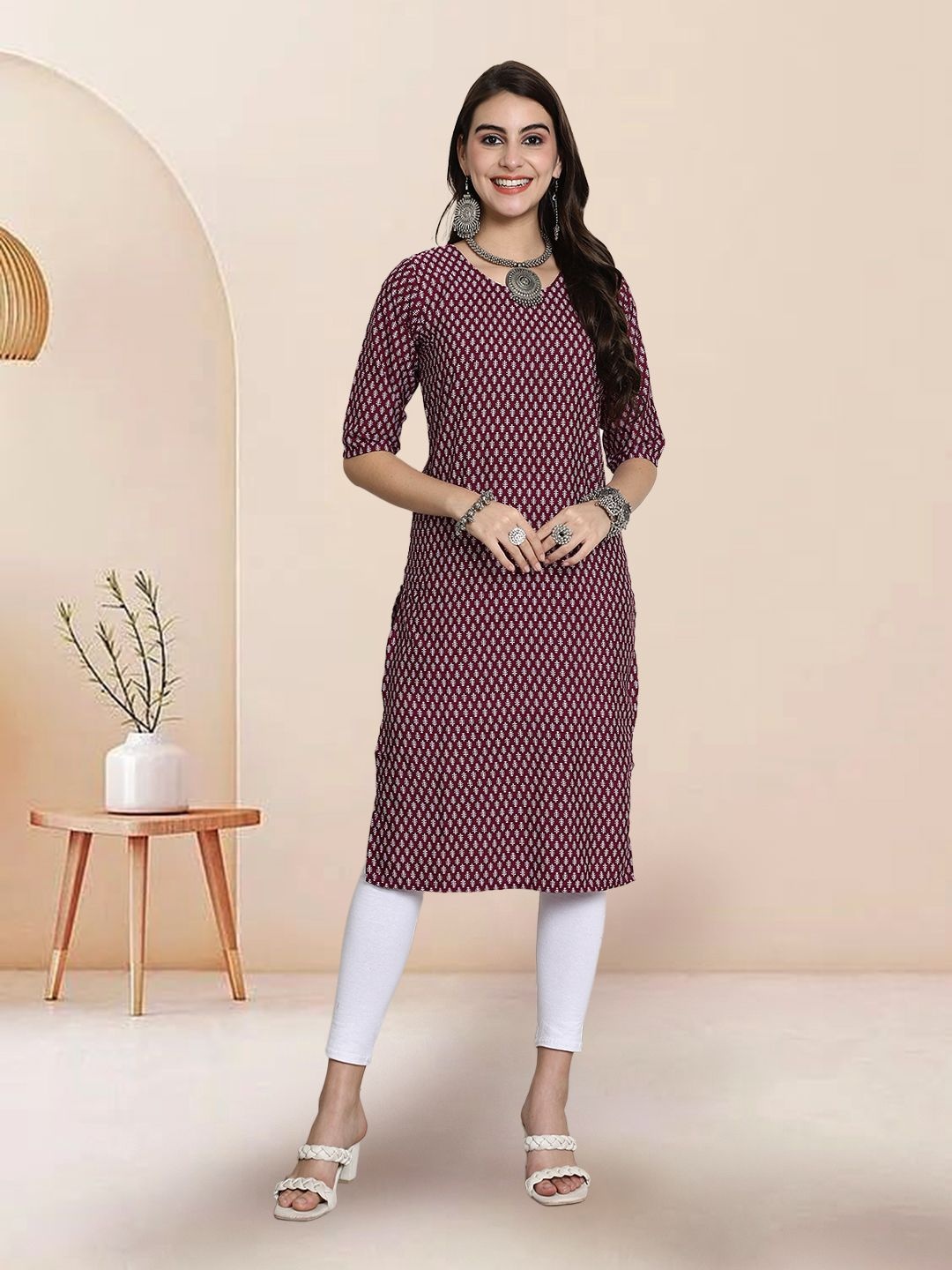 

7Threads Selection Of 4 Floral Printed Round Neck Straight Kurtas, Maroon