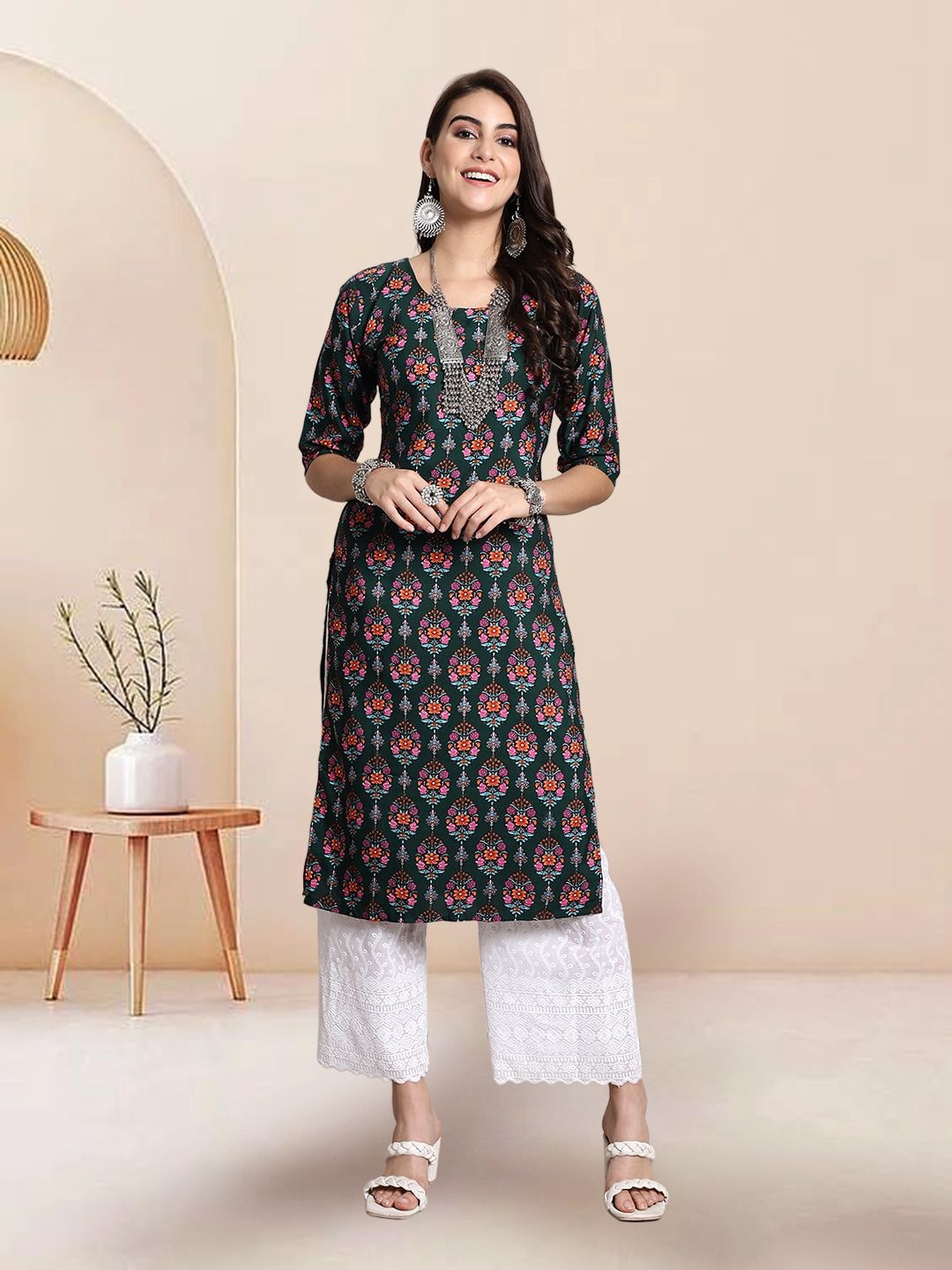 

7Threads Selection Of 6 Floral Printed Round Neck Straight Kurtas, Navy blue