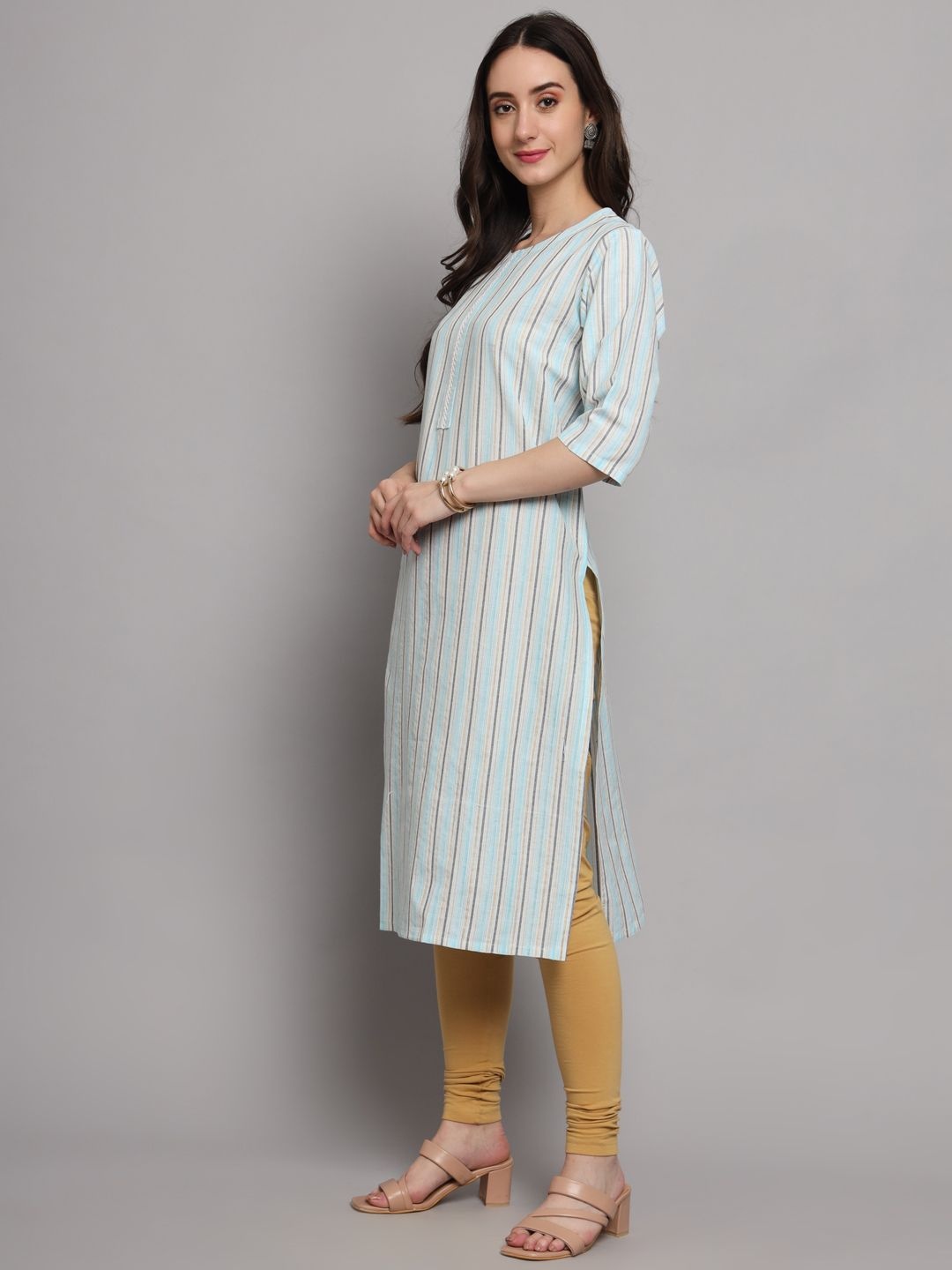 

INVAGA FASHION Women Printed Gotta Patti Kurta, Green