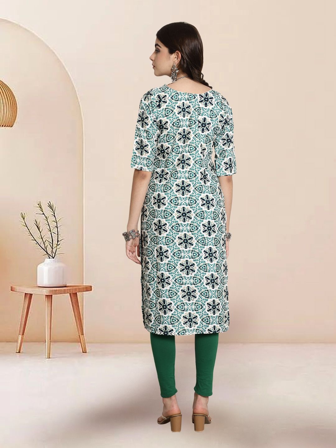 

7Threads Selection Of 6 Floral Printed Round-Neck Kurta, Green