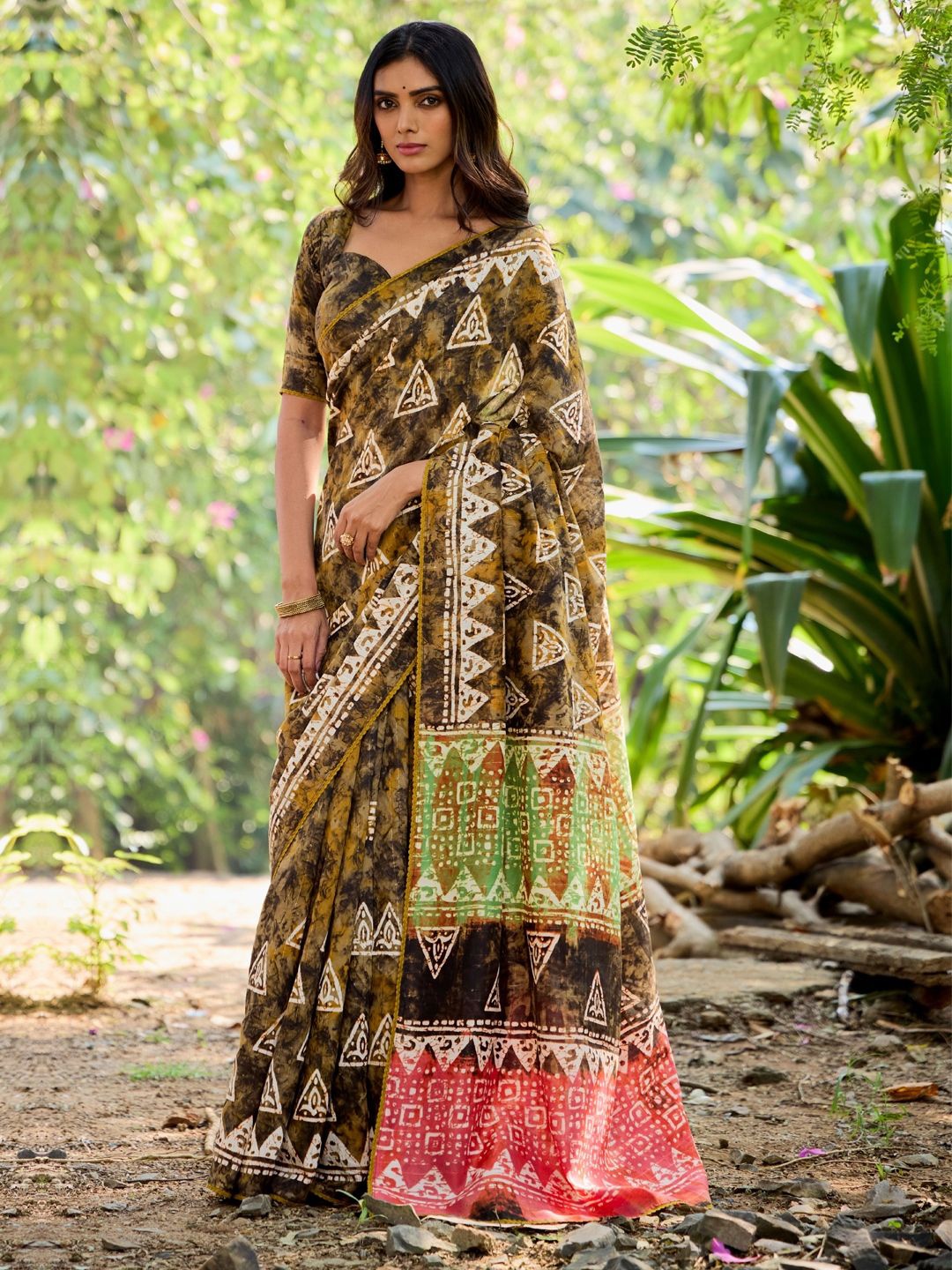 

CHUDIYA Batik Pure Cotton Ikat Saree, Coffee brown