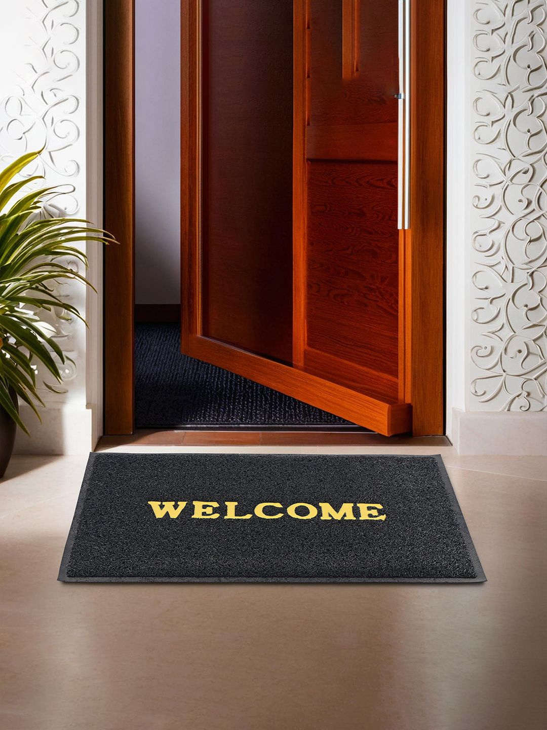 

Kuber Industries Black Textured Anti-Skid Rubber Doormat