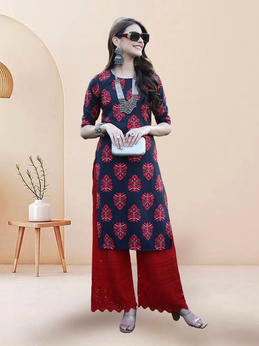 

7Threads Selection Of 2 Floral Printed Round Neck Straight Kurtas, Navy blue