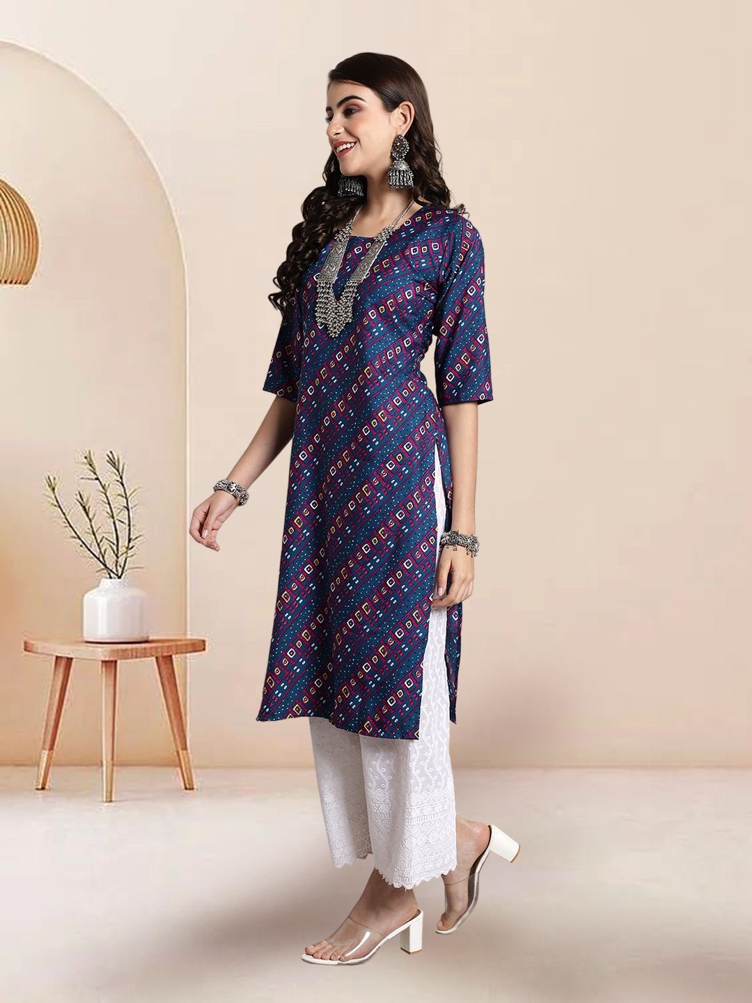 

7Threads Selection of 2 Geometric Printed Round Neck Straight Kurtas, Navy blue