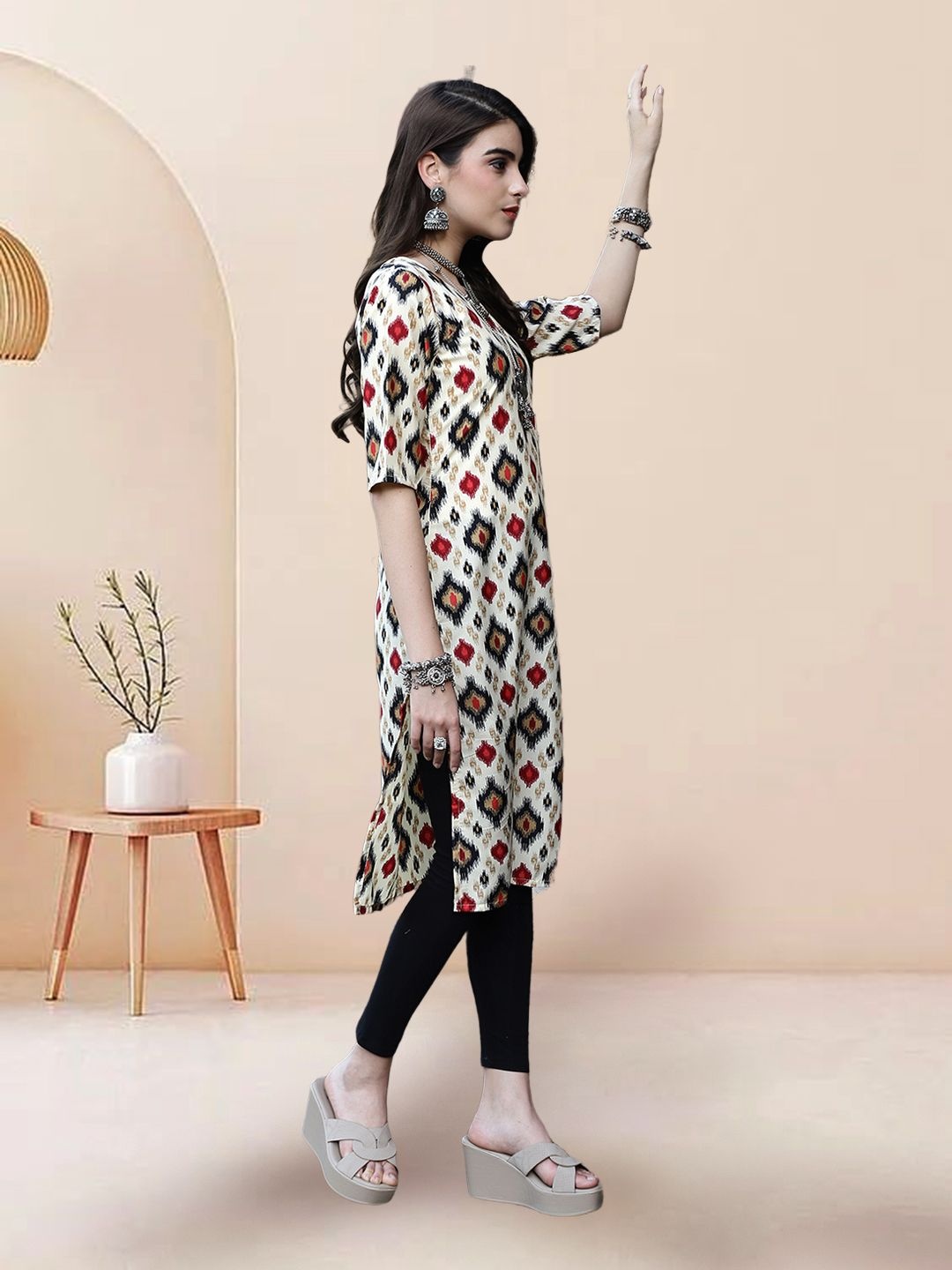 

7Threads Selection of 2 Ethnic Motifs Printed Round Neck Straight Kurtas, White