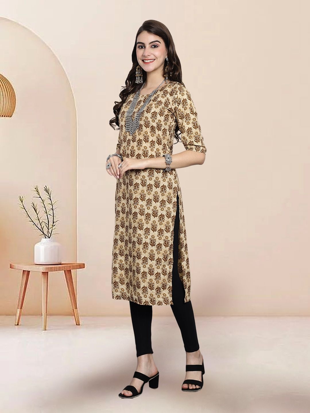 

7Threads Selection Of 3 Floral Printed Round Neck Straight Kurtas, Beige