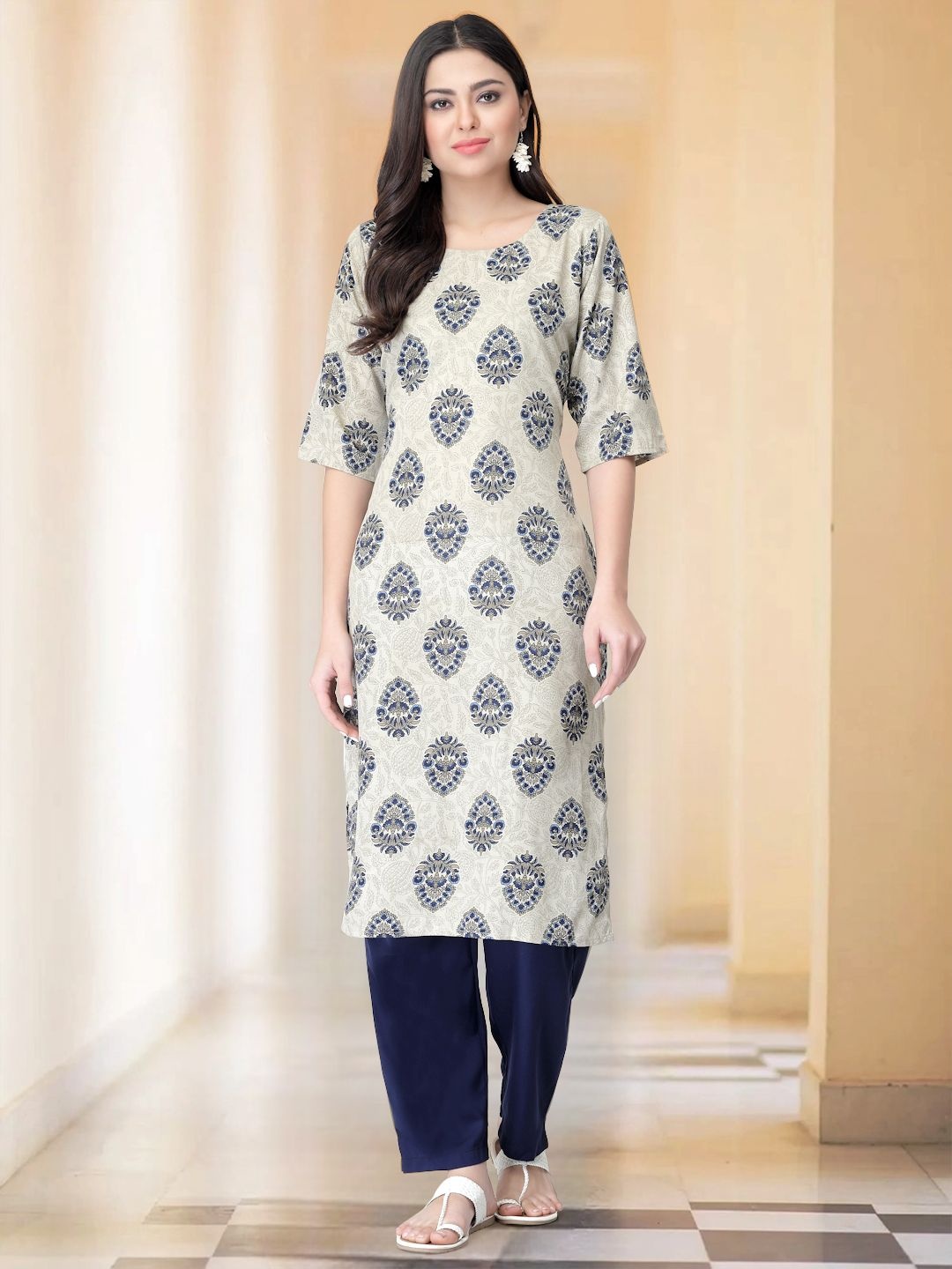 

7Threads Floral Printed Round-Neck Straight Regular Kurta with Trousers, Cream