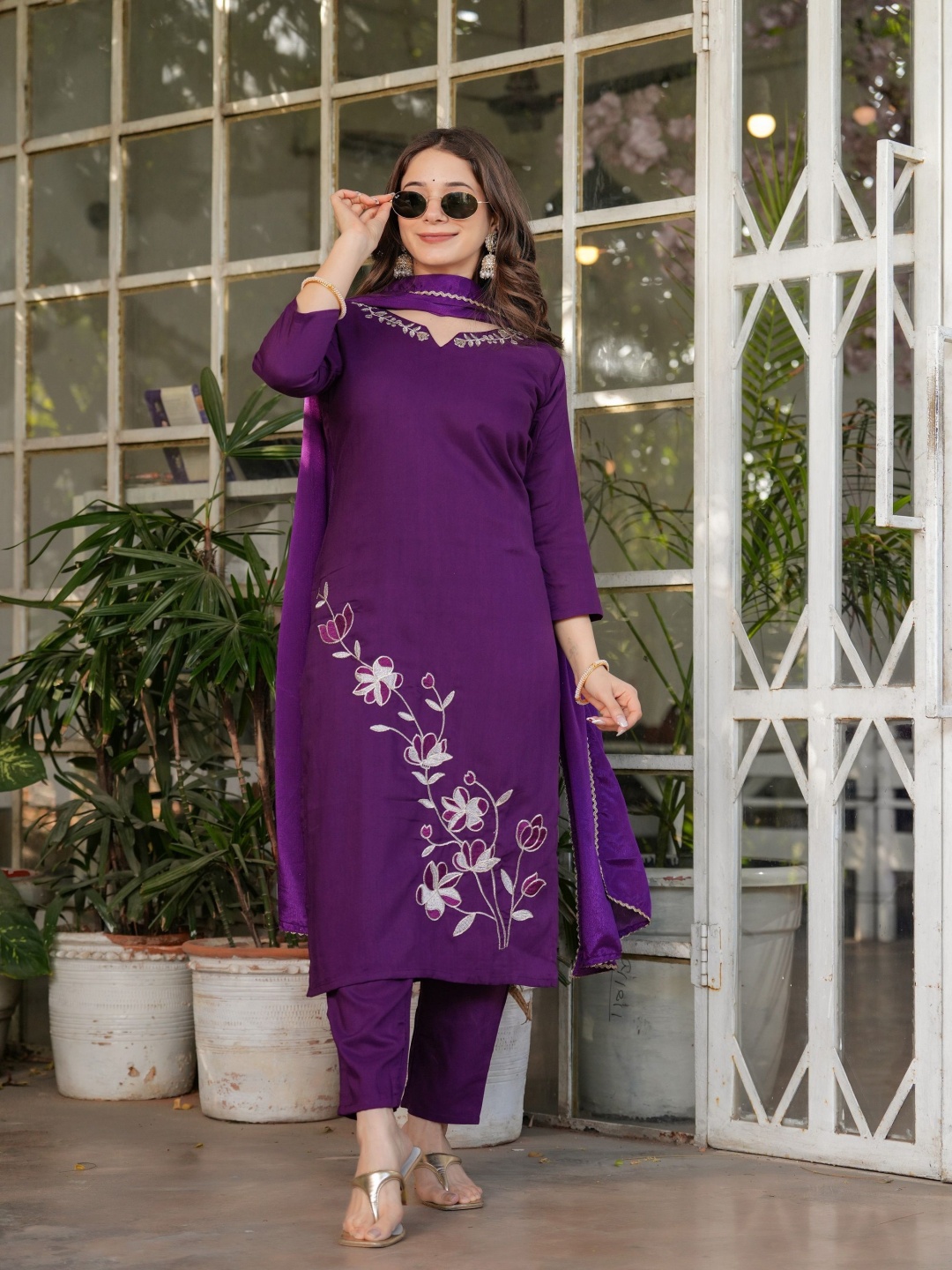 

KALINI Gotta Patti Work Notch Neck Kurta With Trousers, Purple