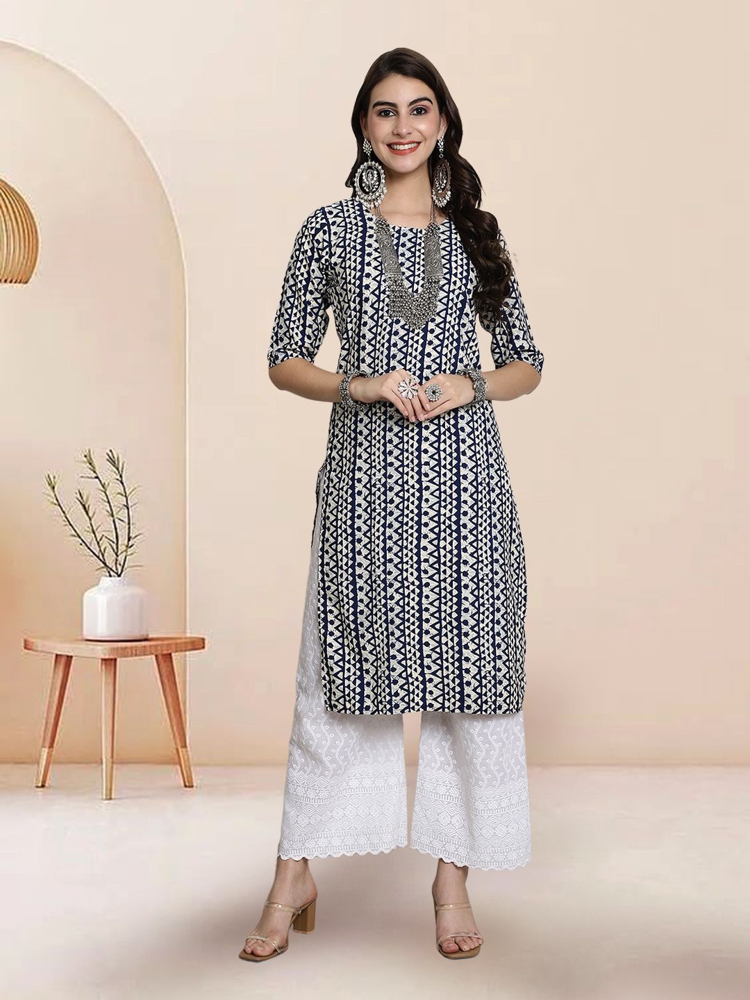 

7Threads Selection of 3 Geometric Printed Round Neck Straight Kurtas, Grey