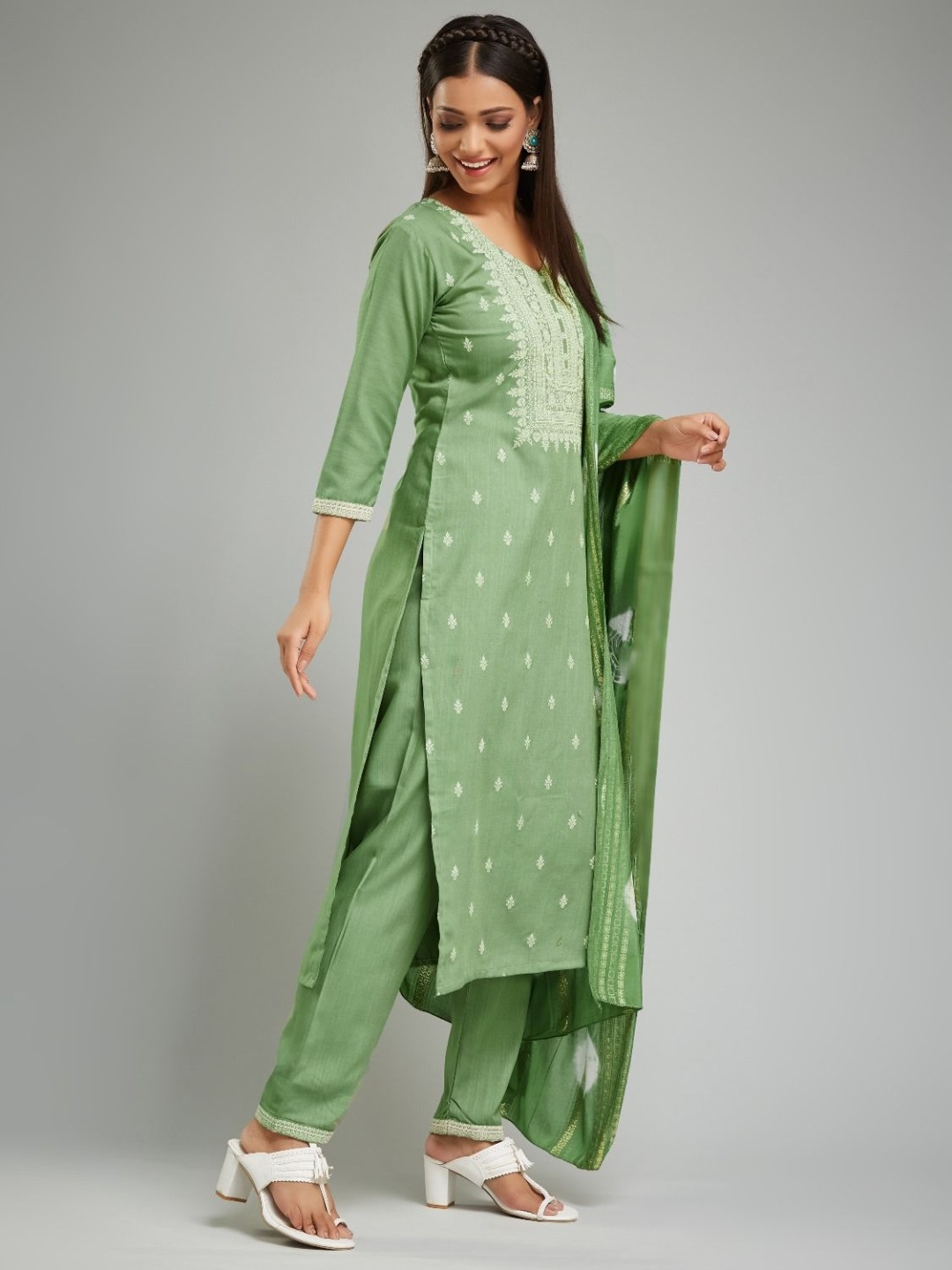 

KALINI Floral Embroidered V-Neck Thread Work Straight Kurta With Trouser & Dupatta, Green