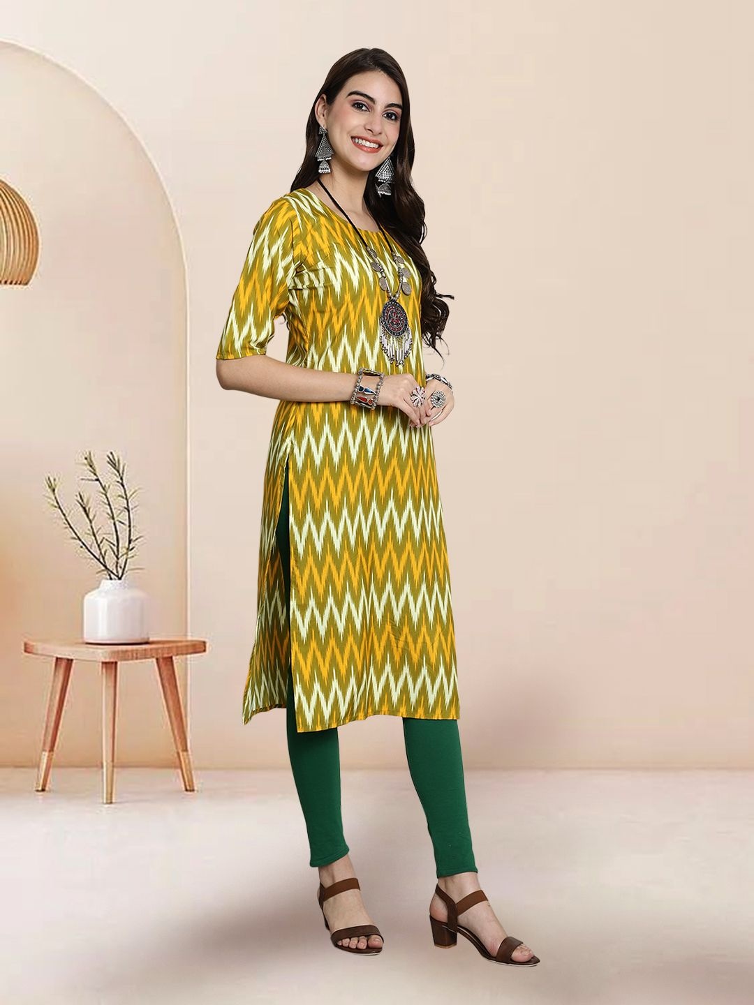 

7Threads Selection Of 2 Chevron Printed Round Neck Straight Kurtas, Multi