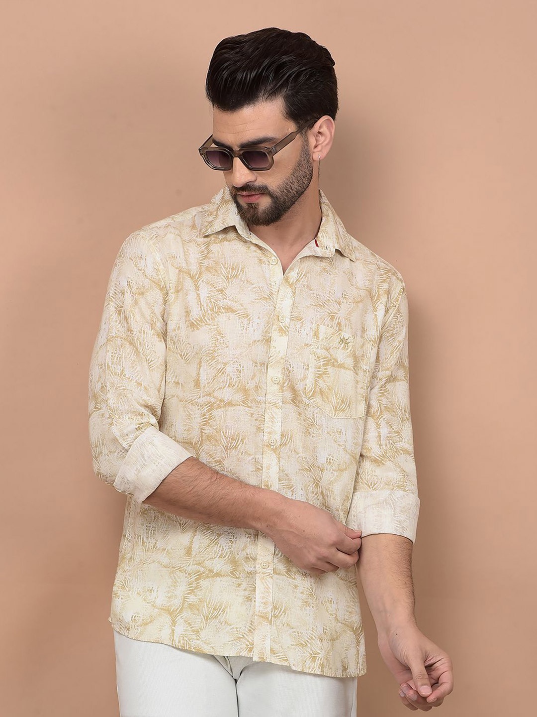 

Crimsoune Club Men Classic Slim Fit Spread Collar Abstract Printed Cotton Casual Shirt, Green