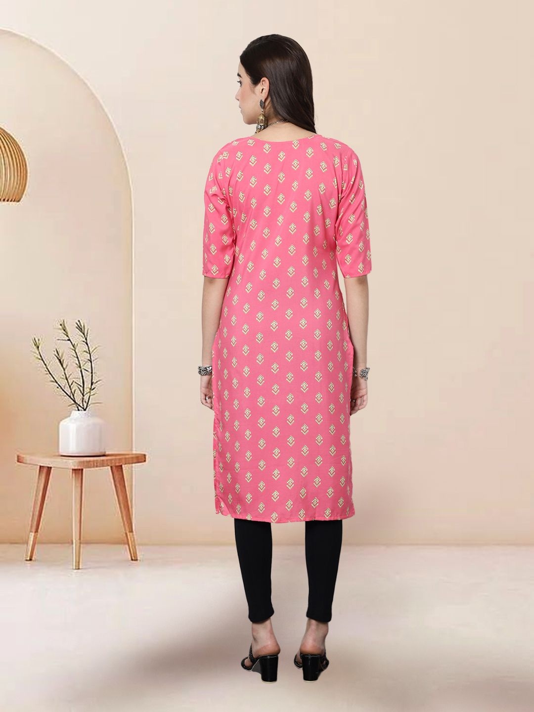 

7Threads Selection Of 4 Ethnic Motifs Printed Round Neck Straight Kurtas, Pink