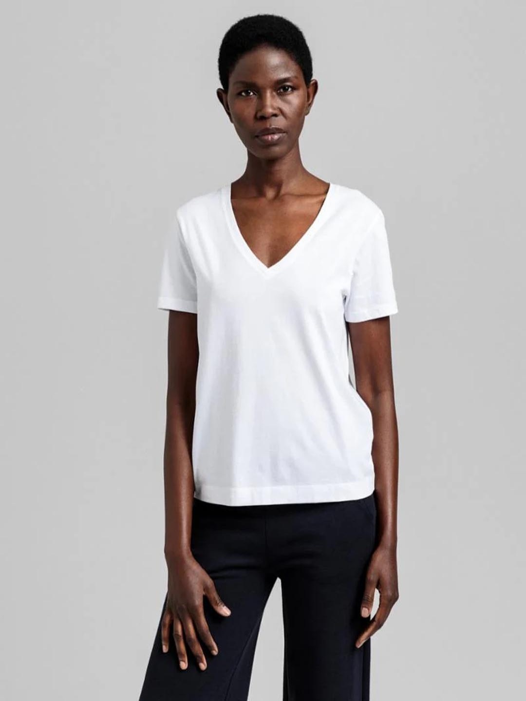 

COLOR CAPITAL Top, White