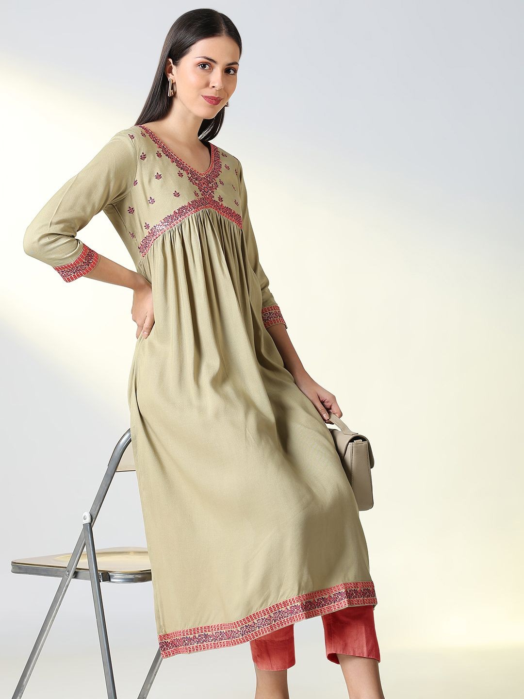 

SHOWOFF Yoke Design Thread Work V-Neck Anarkali Kurtas, Beige