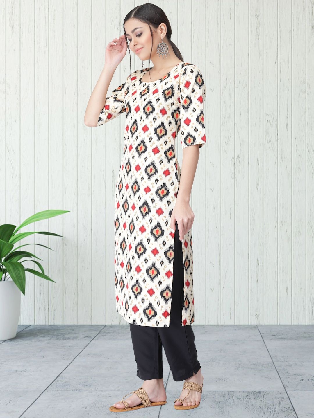 

7Threads Ethnic Motifs Printed Round Neck Straight Kurta With Trouser, Off white