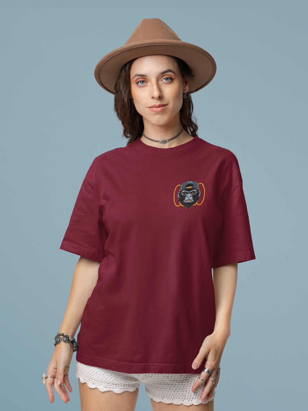 

Slenor Women Colourblocked Drop-Shoulder Sleeves Applique T-shirt, Maroon