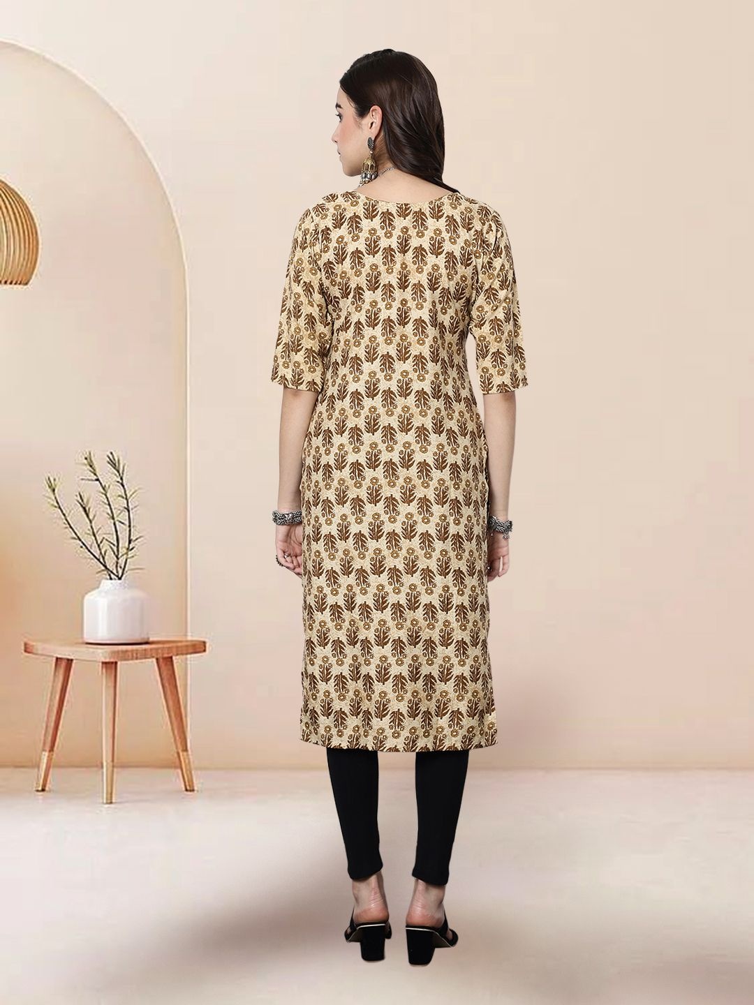 

7Threads Selection Of 4 Floral Printed Round Neck Straight Kurtas, Beige