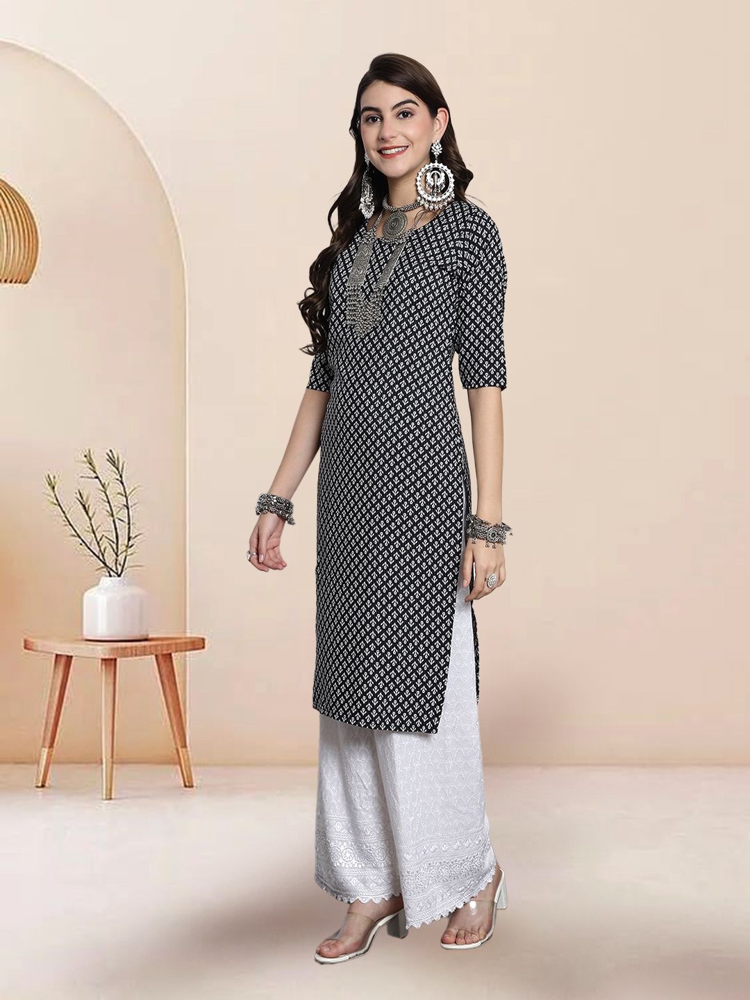 

7Threads Selection Of 5 Ethnic Motifs Printed Straight Kurtas, Black