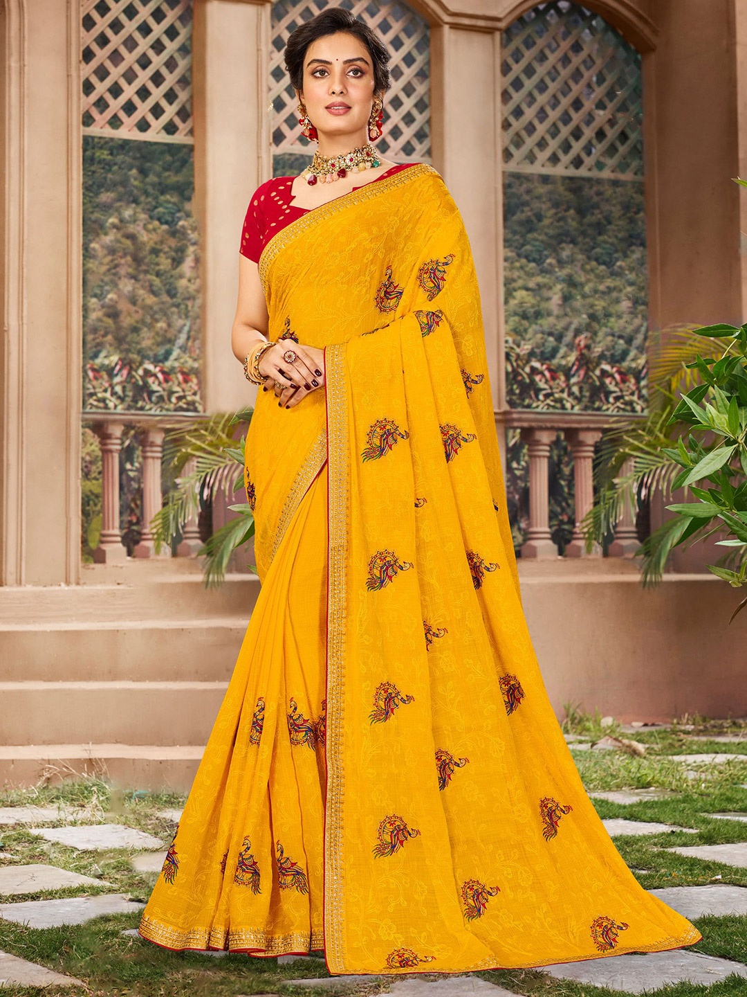 

Laxmipati Floral Beads and Stones Poly Chiffon Saree, Yellow