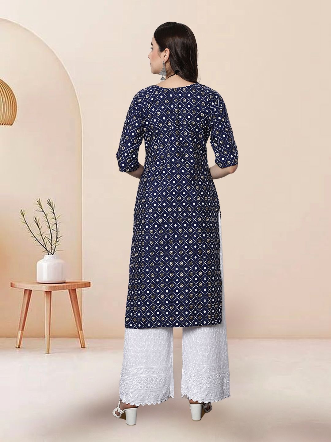 

7Threads Selection Of 2 Floral Printed Round Neck Kurtas, Blue