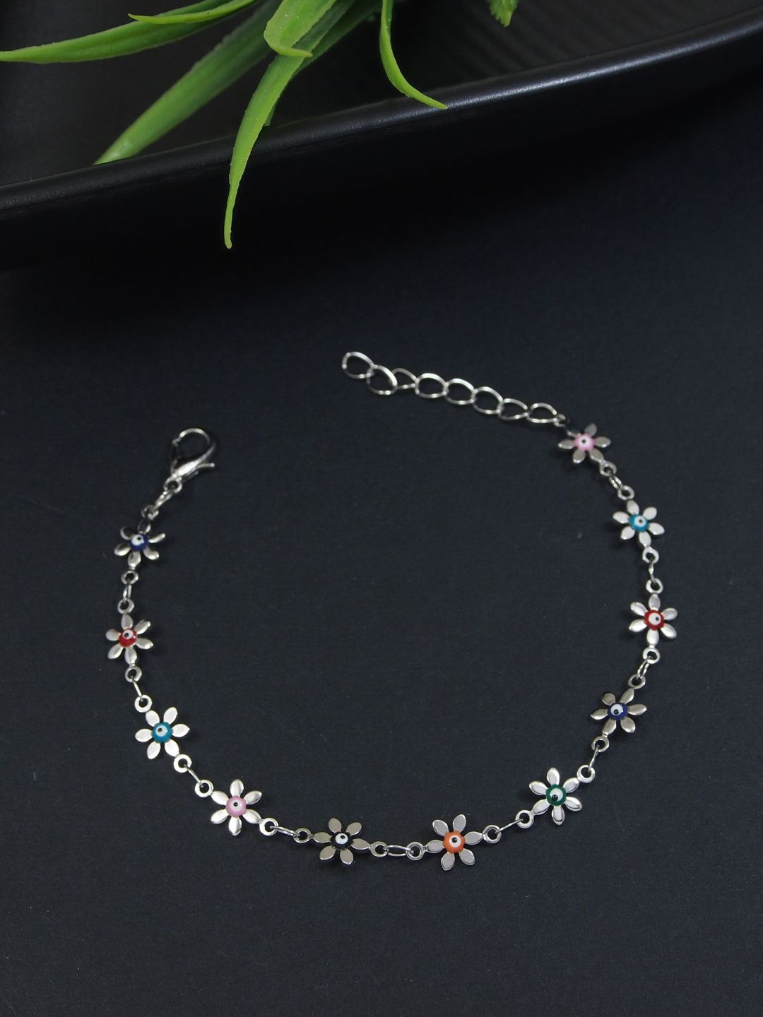 

V FASHION JEWELLERY Women Silver-Plated Link Bracelet