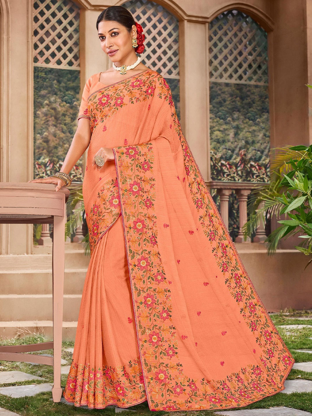 

Laxmipati Floral Beads and Stones Poly Chiffon Saree, Orange