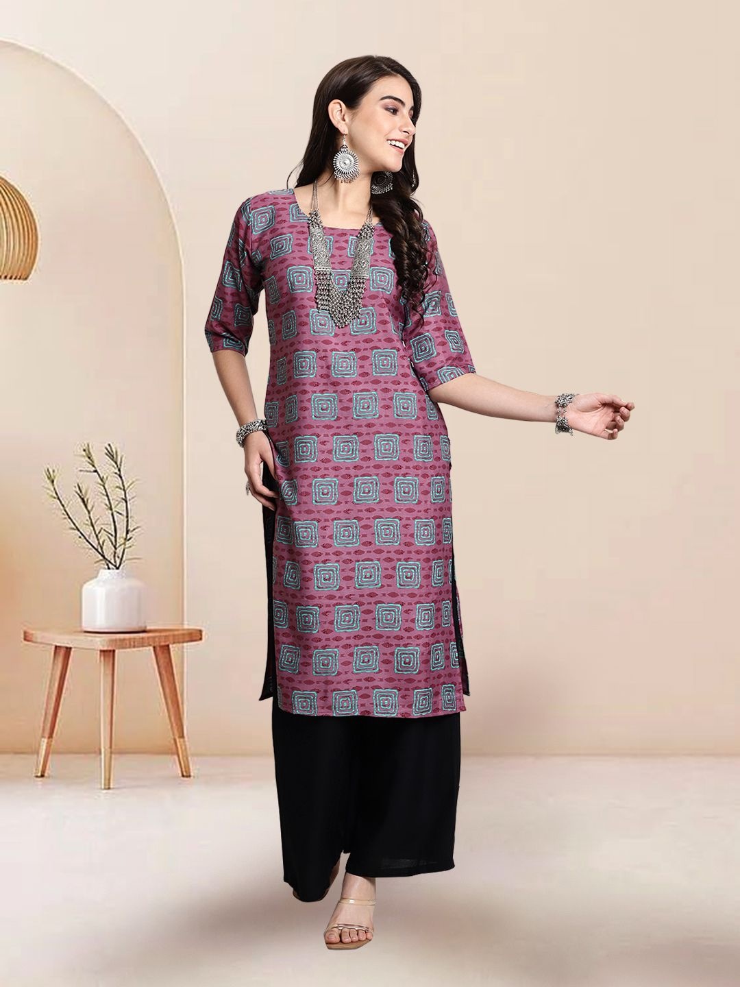 

7Threads Selection Of 2 Geometric Printed Round Neck Straight Kurtas, Pink