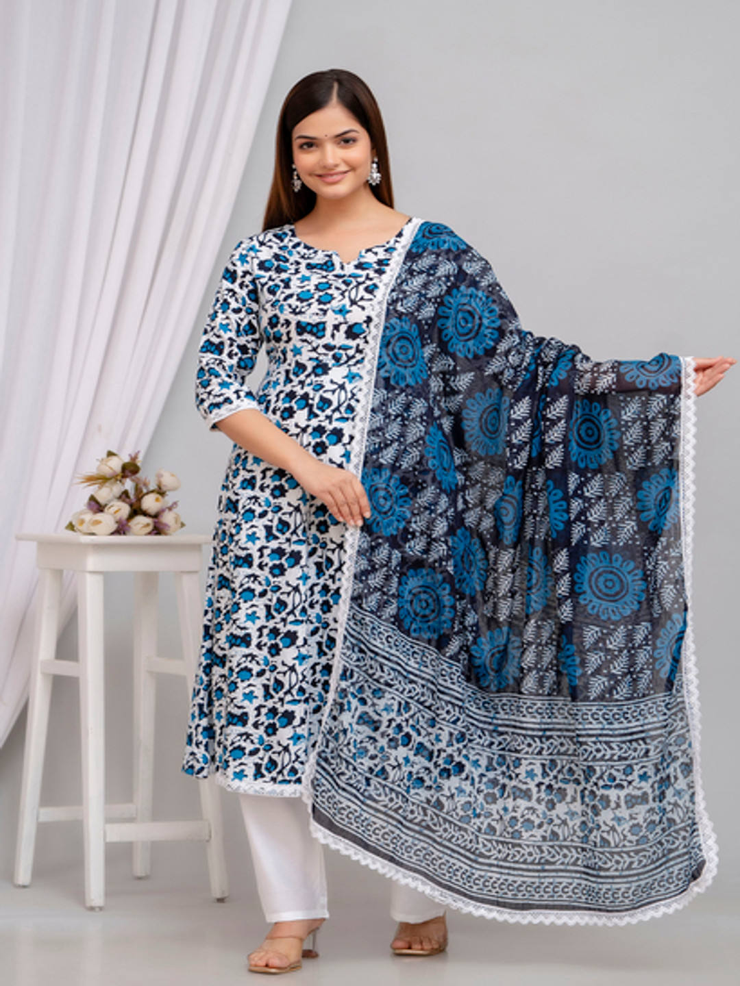 

D K W Women Floral Printed Empire Kurta with Trousers & With Dupatta, Blue
