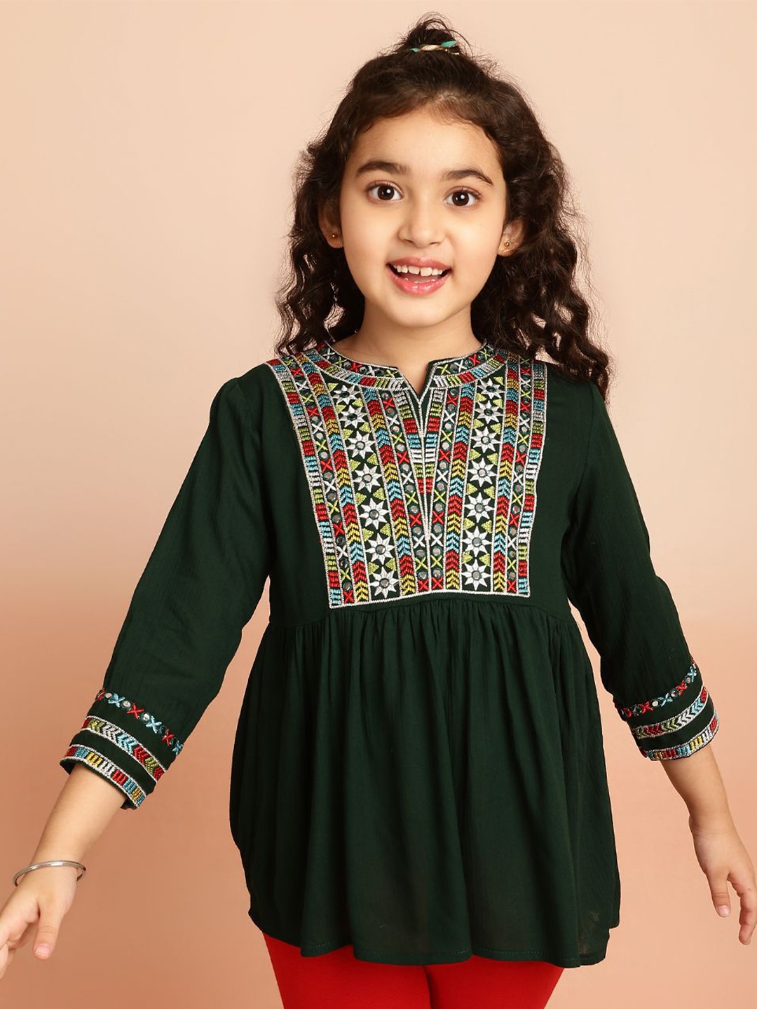 

BAESD Floral Embroidered Keyhole Neck Top, Green