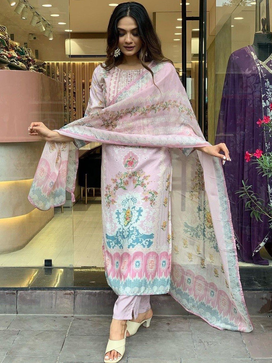 

KALINI Women Floral Printed Regular Kurta with Trousers & With Dupatta, Pink